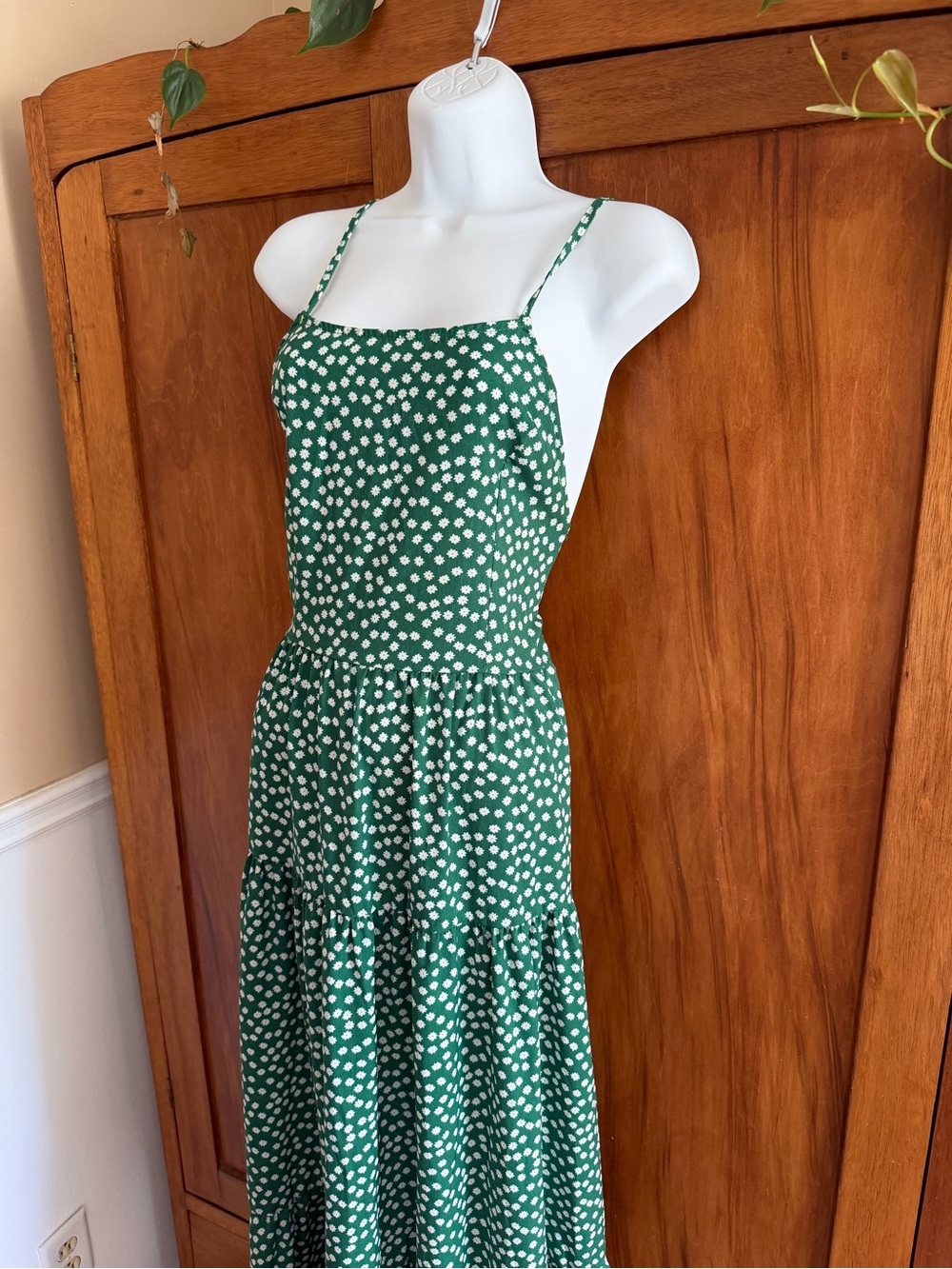 SHEIN Green White Polka Dot Spaghetti-Strap Maxi Dress